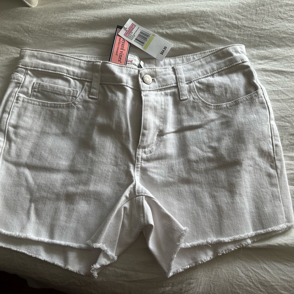 Vineyard Vines shorts